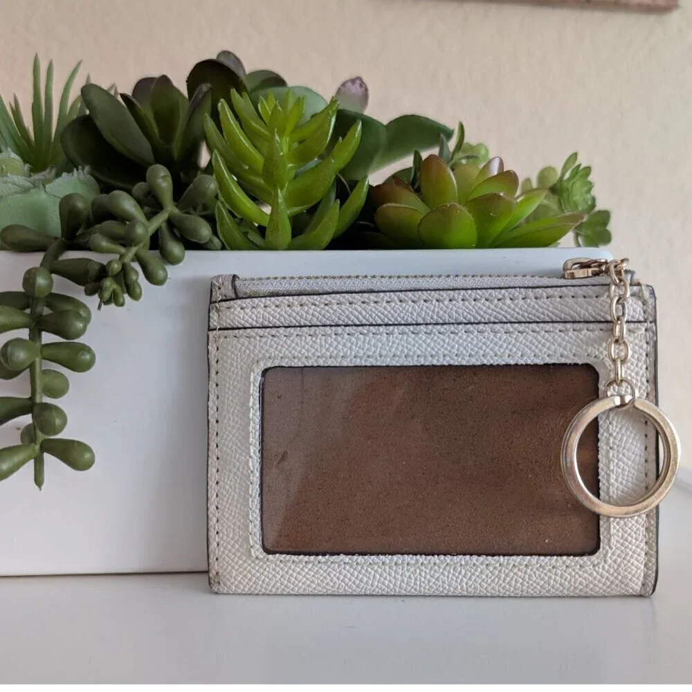 Coach, Mini Skinny ID Case, Crossgrain Leather, Chalk White, Gold Key Ring EUC